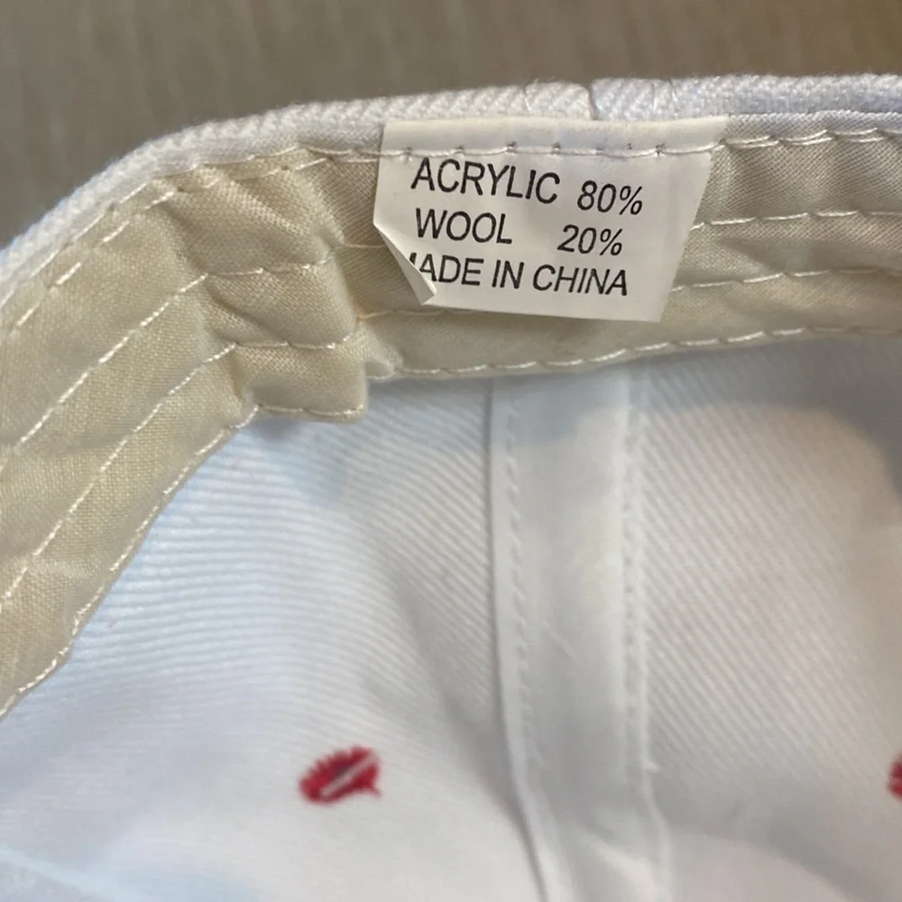 Foxy Ladies NWT White & Red Adjustable One Size Hat